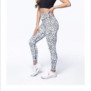 Balance Athletica- The Ascend Pant- Snow Leopard